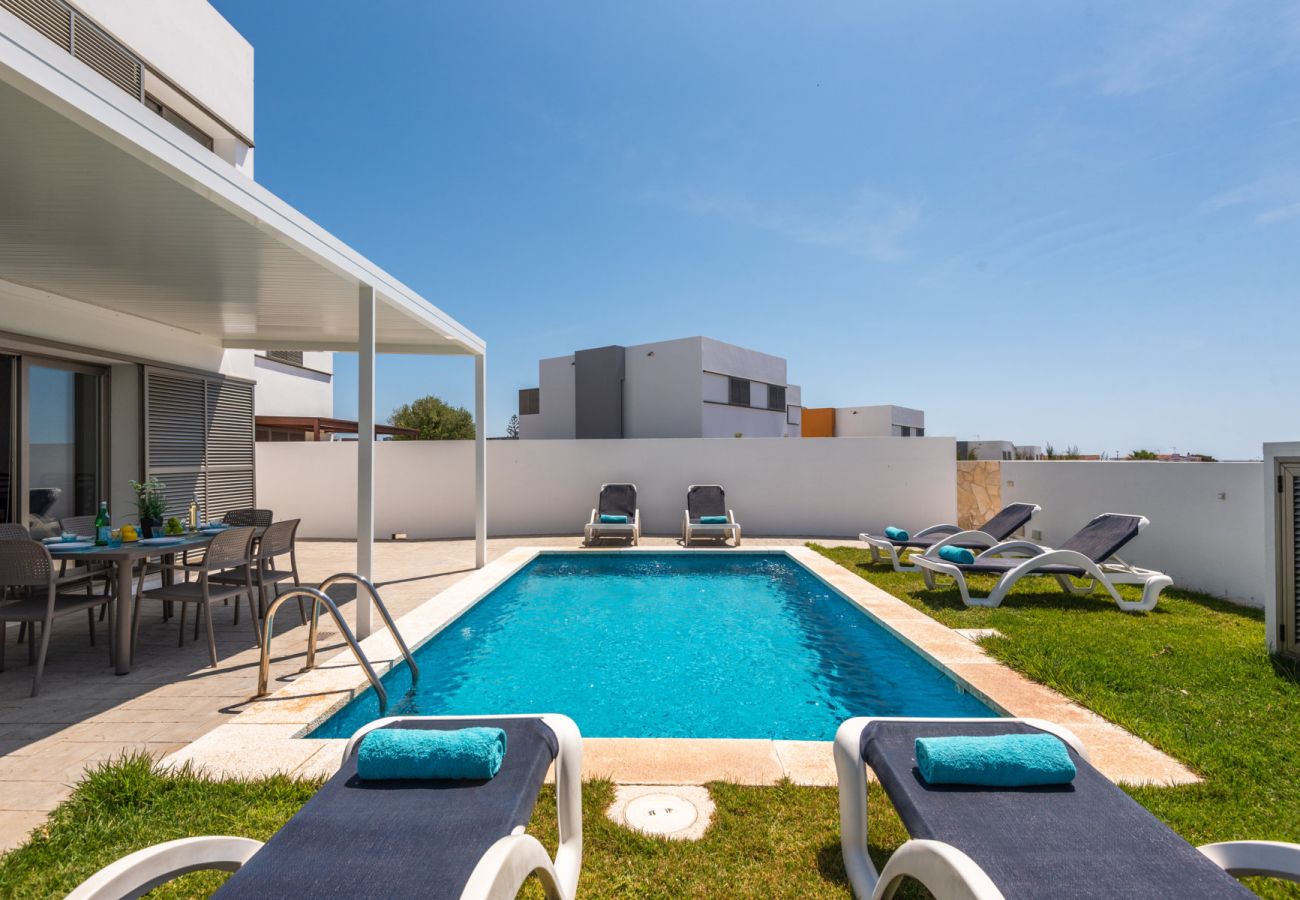 Villa en Cala´n Bosch - Villa 26