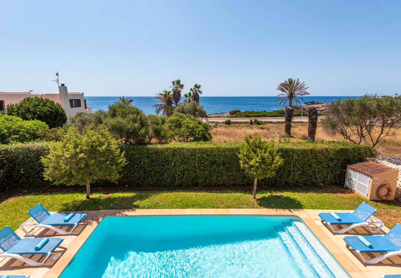 Villa en Cala´n Bosch - Villa Juaneda