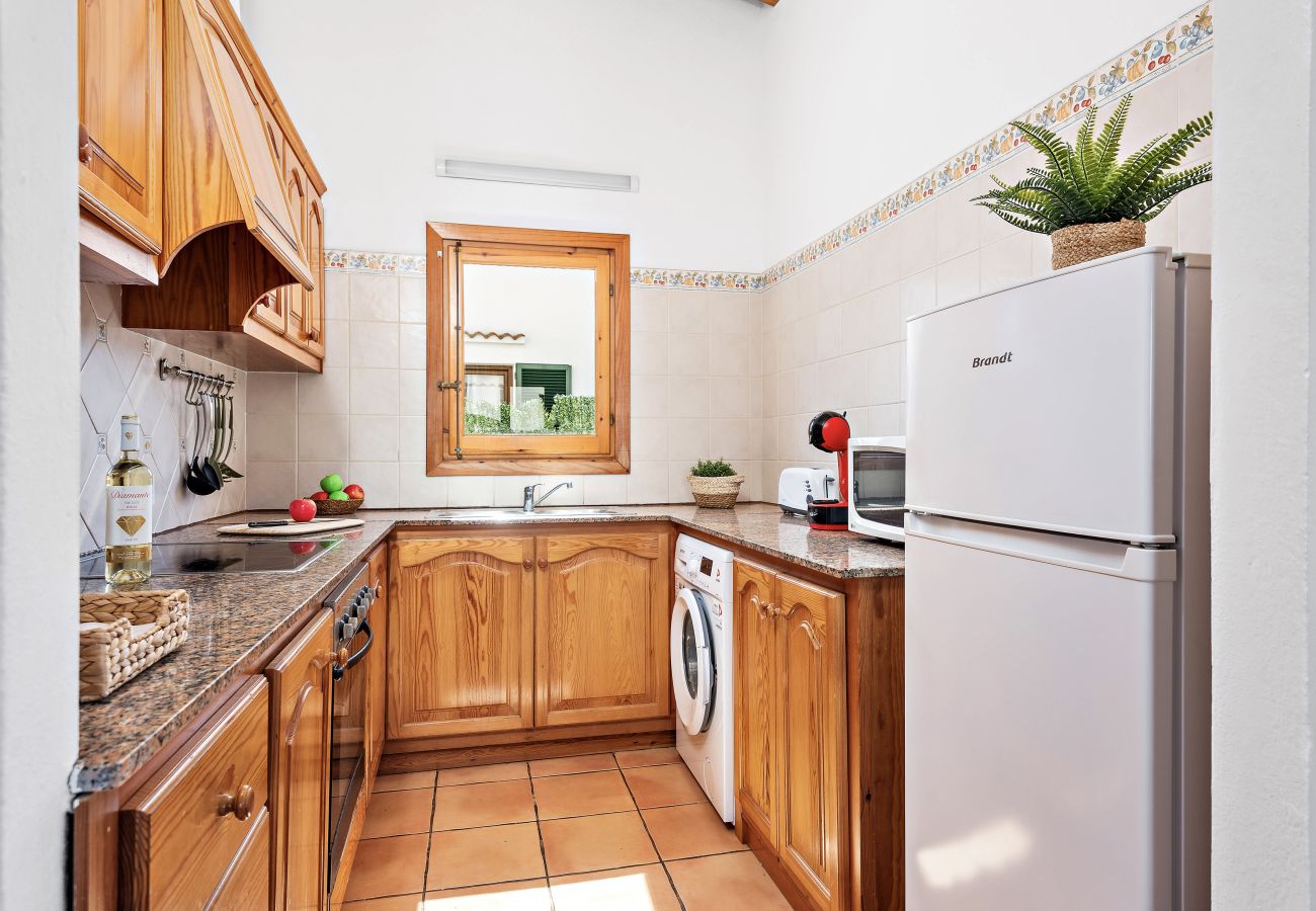 Villa en Cala´n Bosch - Villa Mar