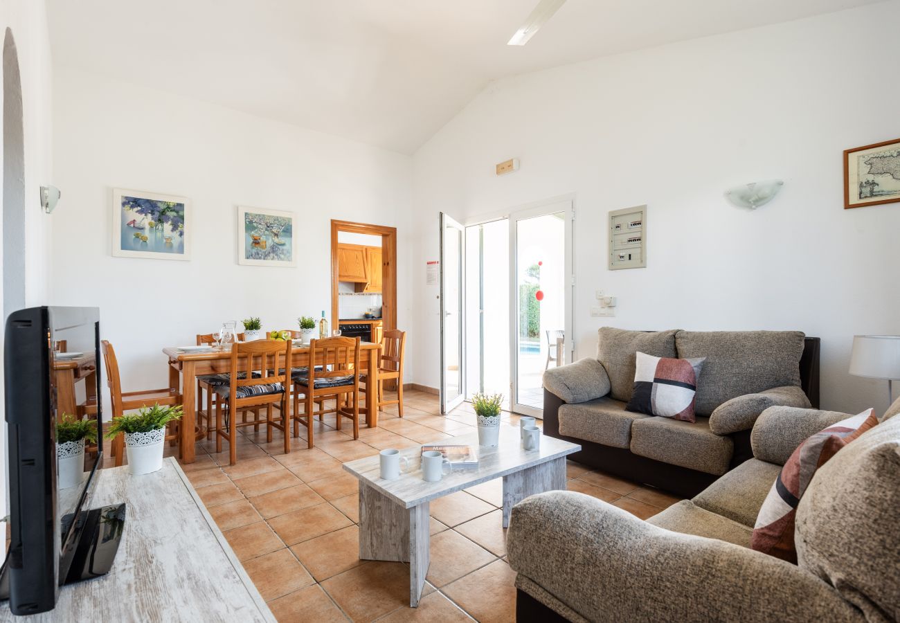 Villa in Cala´n Bosch - Villa Miguel