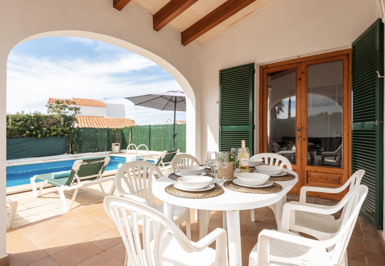 Villa in Cala´n Bosch - Villa Mar